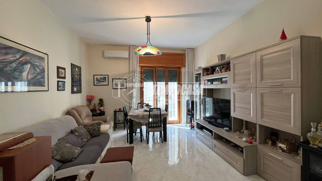 appartamento in vendita a Napoli in zona Fuorigrotta