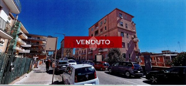 appartamento in vendita a Napoli in zona Chiaia