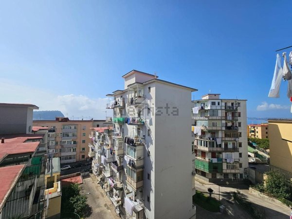 appartamento in vendita a Napoli in zona Bagnoli