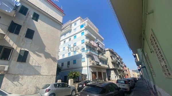 appartamento in vendita a Napoli in zona Bagnoli