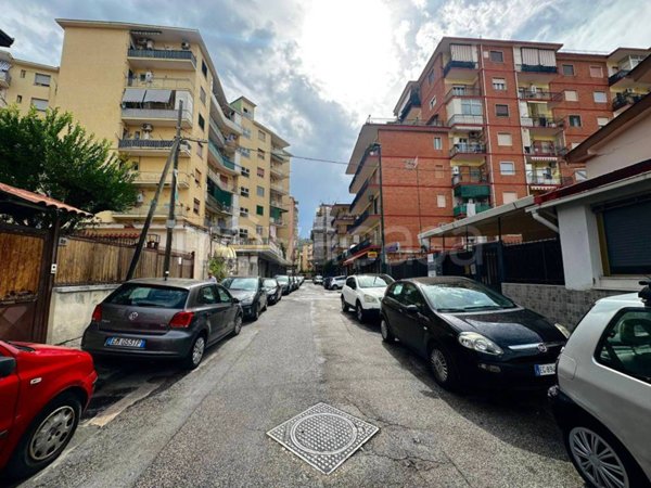 appartamento in vendita a Napoli in zona Fuorigrotta