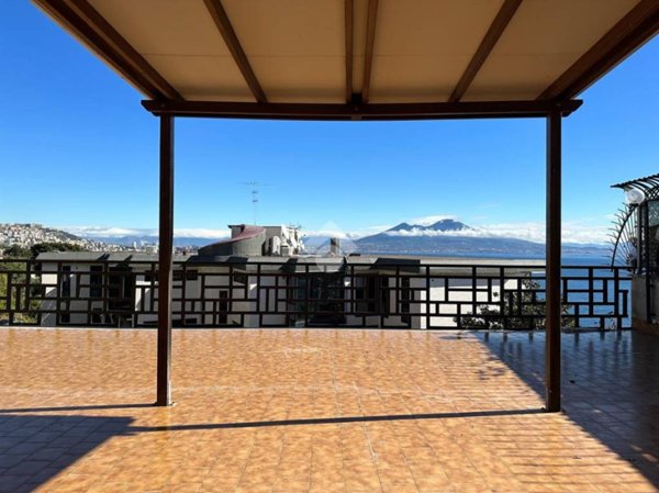 casa indipendente in vendita a Napoli in zona Posillipo