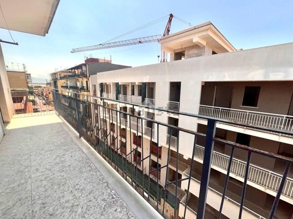 appartamento in vendita a Napoli in zona Secondigliano