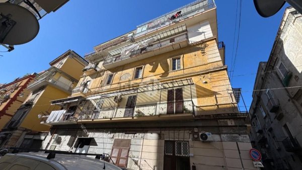appartamento in vendita a Napoli in zona Pendino / San Giuseppe