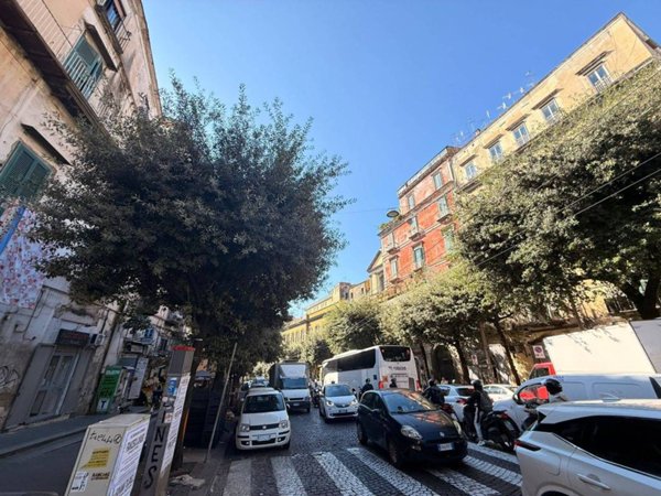 appartamento in vendita a Napoli in zona Stella