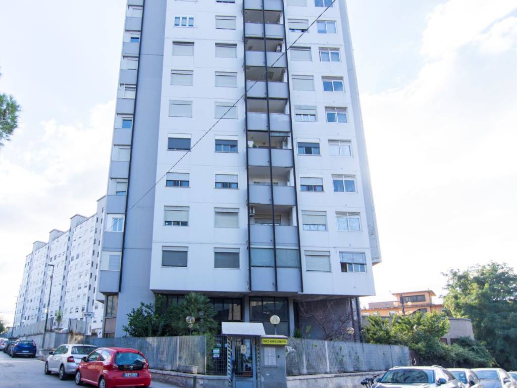 appartamento in vendita a Napoli in zona Zona Industriale-Ferrovia
