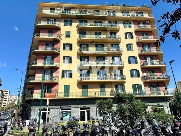 appartamento in vendita a Napoli in zona Arenella