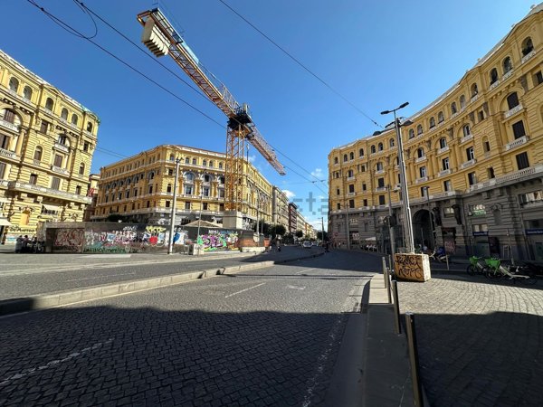 appartamento in vendita a Napoli in zona Mercato
