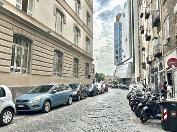 appartamento in vendita a Napoli