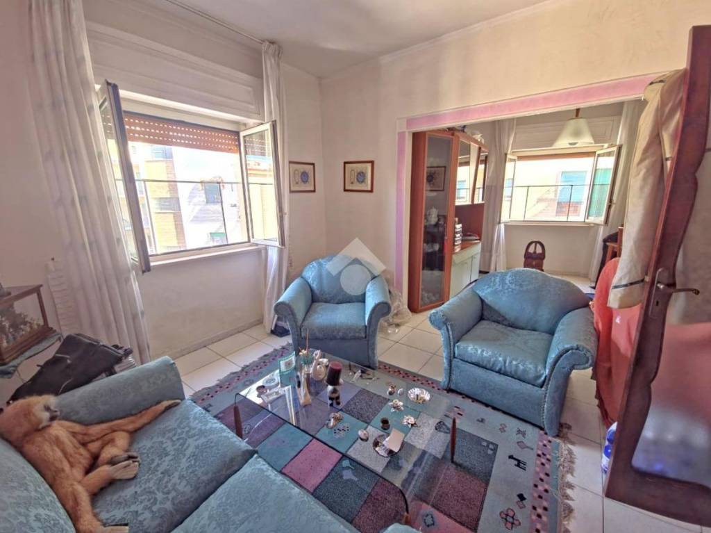appartamento in vendita a Napoli in zona Arenella