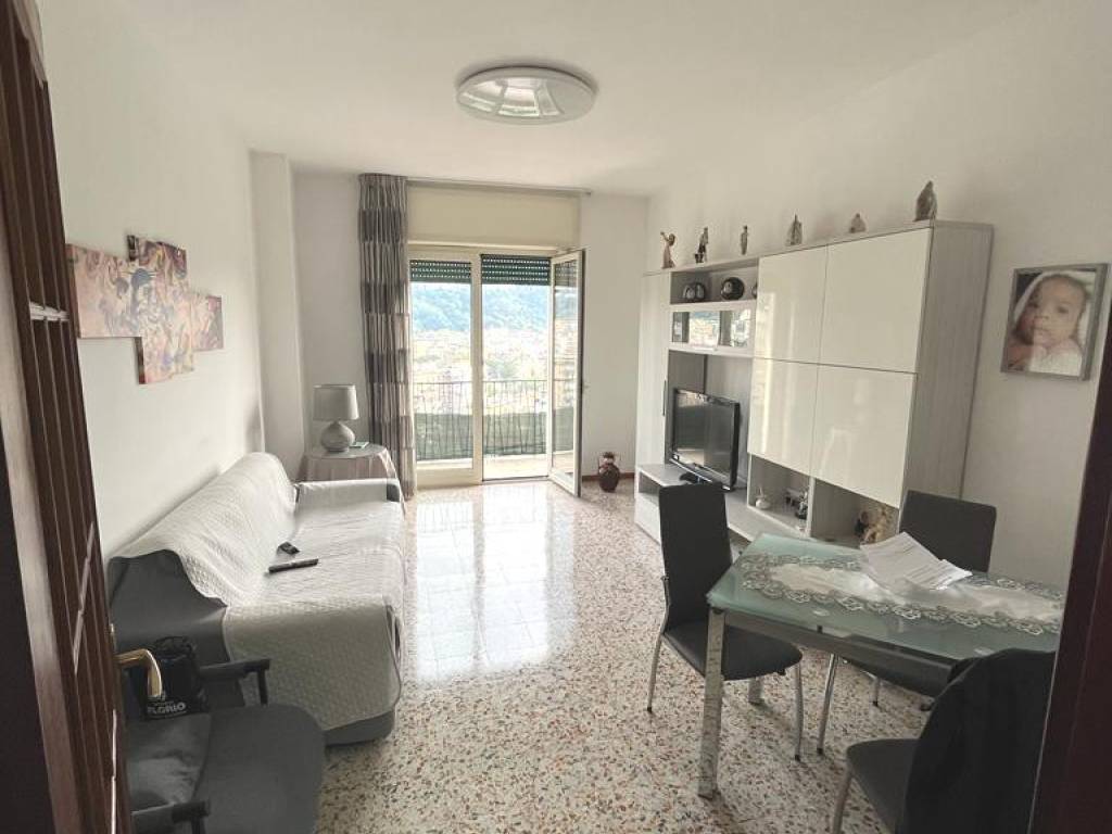 appartamento in vendita a Napoli in zona Fuorigrotta