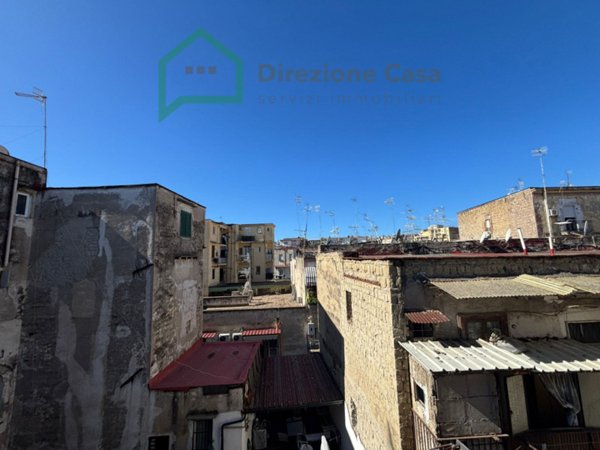 appartamento in vendita a Napoli in zona Pendino / San Giuseppe