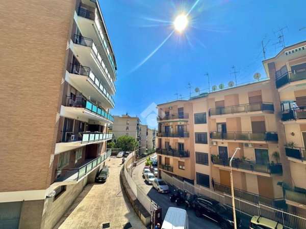 appartamento in vendita a Napoli in zona Arenella
