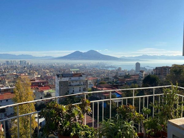 appartamento in vendita a Napoli