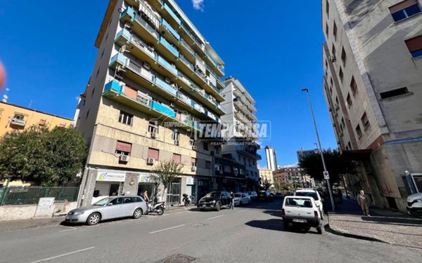 appartamento in vendita a Napoli in zona Vicaria