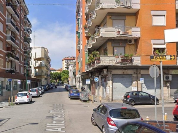 negozio in vendita a Napoli