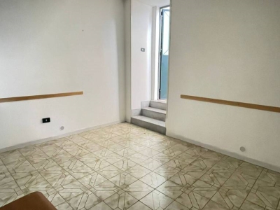 appartamento in vendita a Napoli in zona Piscinola