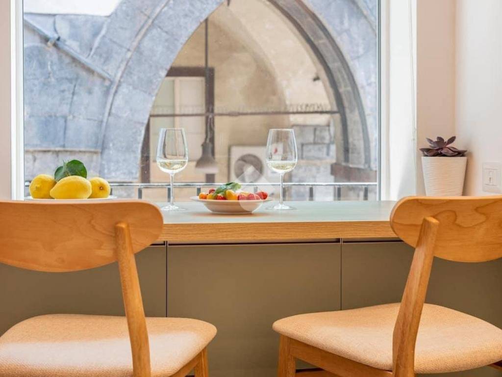 appartamento in vendita a Napoli in zona Pendino / San Giuseppe