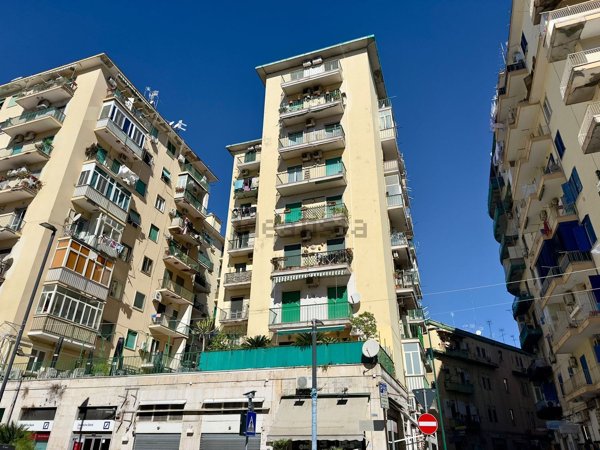 appartamento in vendita a Napoli in zona Fuorigrotta