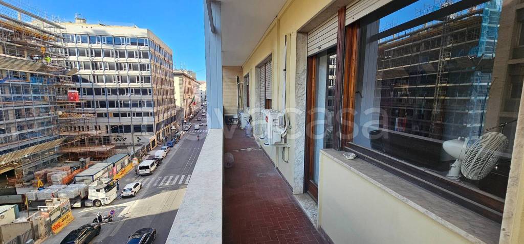 appartamento in vendita a Napoli in zona Porto