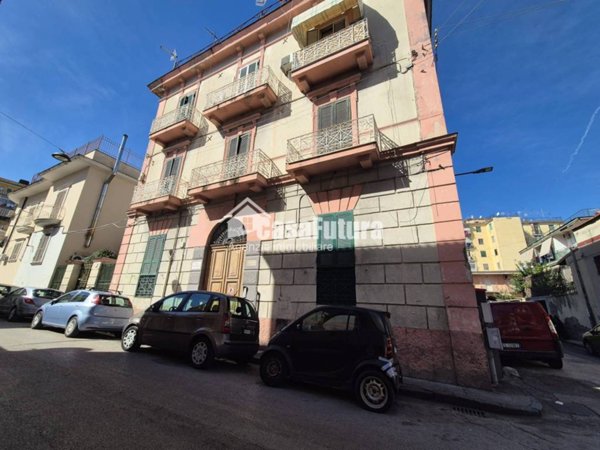 appartamento in vendita a Napoli in zona Secondigliano