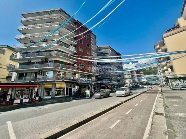 appartamento in vendita a Napoli in zona Fuorigrotta