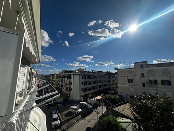 appartamento in vendita a Napoli in zona Zona Industriale-Ferrovia