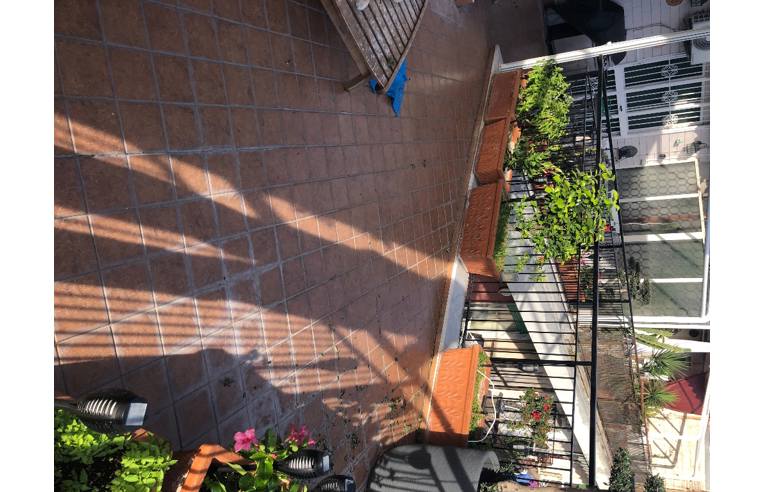 appartamento in vendita a Napoli in zona Vicaria