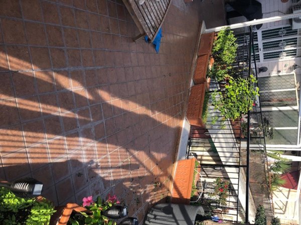 appartamento in vendita a Napoli in zona Vicaria