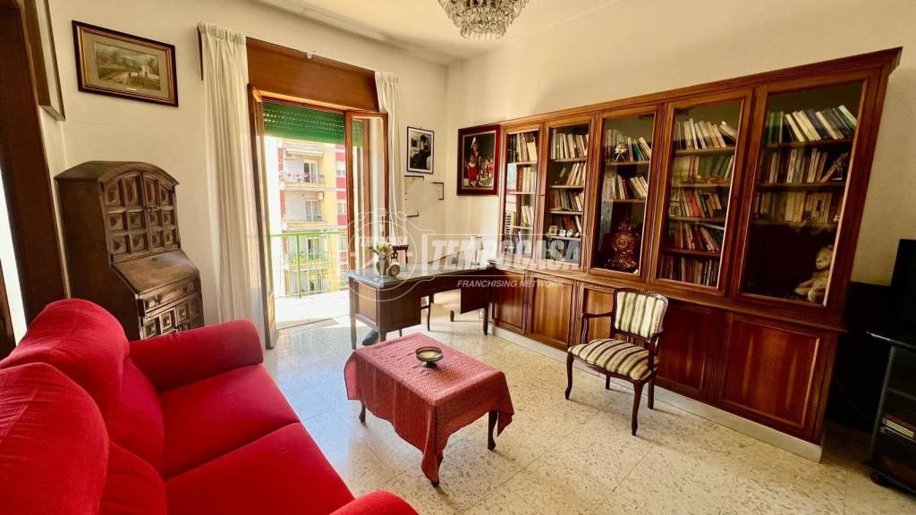 appartamento in vendita a Napoli in zona Fuorigrotta