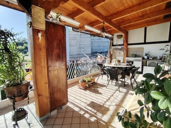 appartamento in vendita a Napoli in zona Arenella