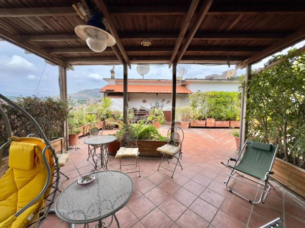 appartamento in vendita a Napoli in zona Fuorigrotta