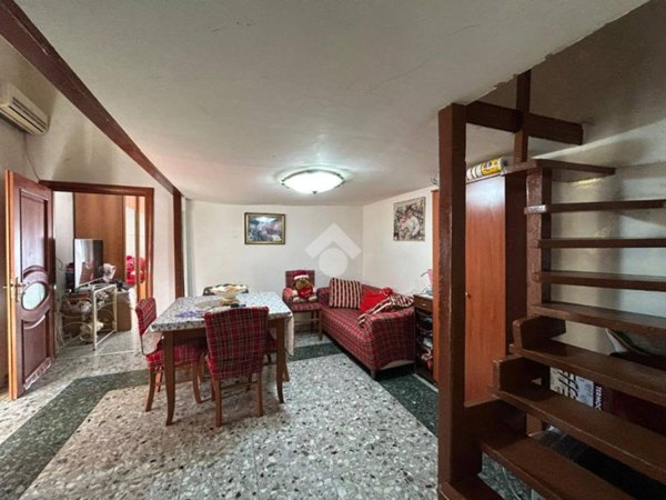 appartamento in vendita a Napoli in zona Capodichino