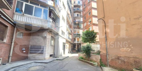 appartamento in vendita a Napoli in zona Pendino / San Giuseppe