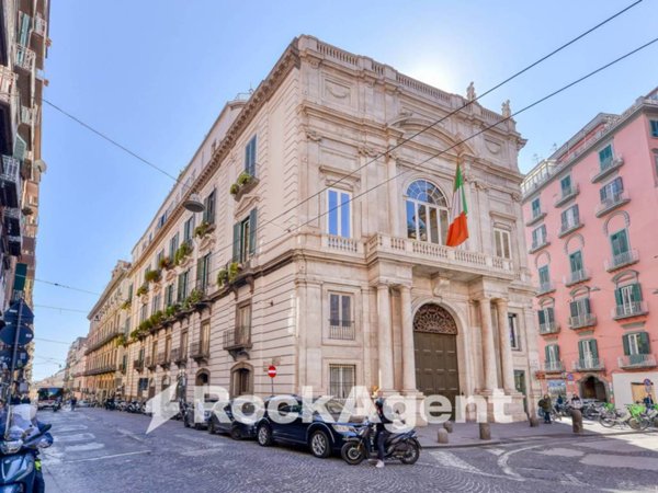 negozio in vendita a Napoli