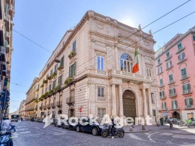 negozio in vendita a Napoli