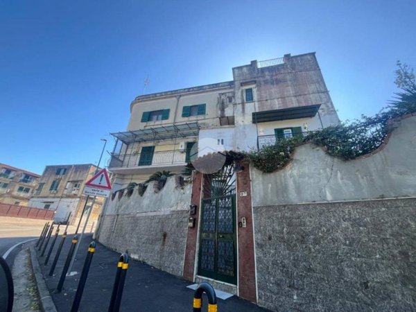appartamento in vendita a Napoli in zona Capodimonte / Colli Aminei