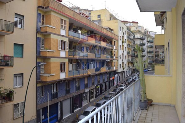 appartamento in vendita a Napoli in zona Arenella