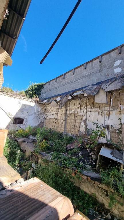 villa in vendita a Napoli in zona San Giovanni a Teduccio