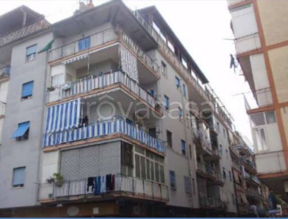 appartamento in vendita a Napoli in zona Secondigliano