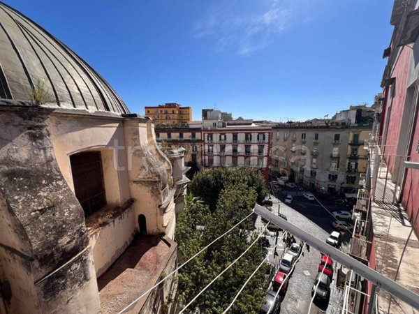 appartamento in vendita a Napoli in zona Stella