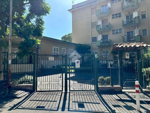 appartamento in vendita a Napoli in zona Arenella