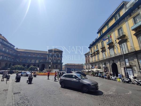 appartamento in vendita a Napoli in zona Stella
