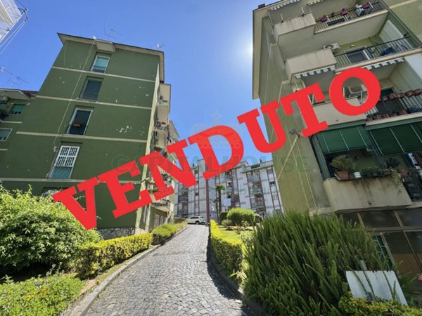 appartamento in vendita a Napoli in zona Bagnoli
