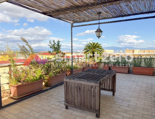 appartamento in vendita a Napoli in zona Arenella