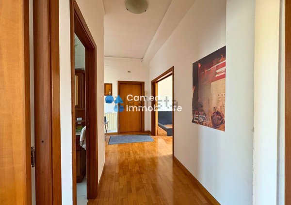 appartamento in vendita a Napoli in zona Fuorigrotta