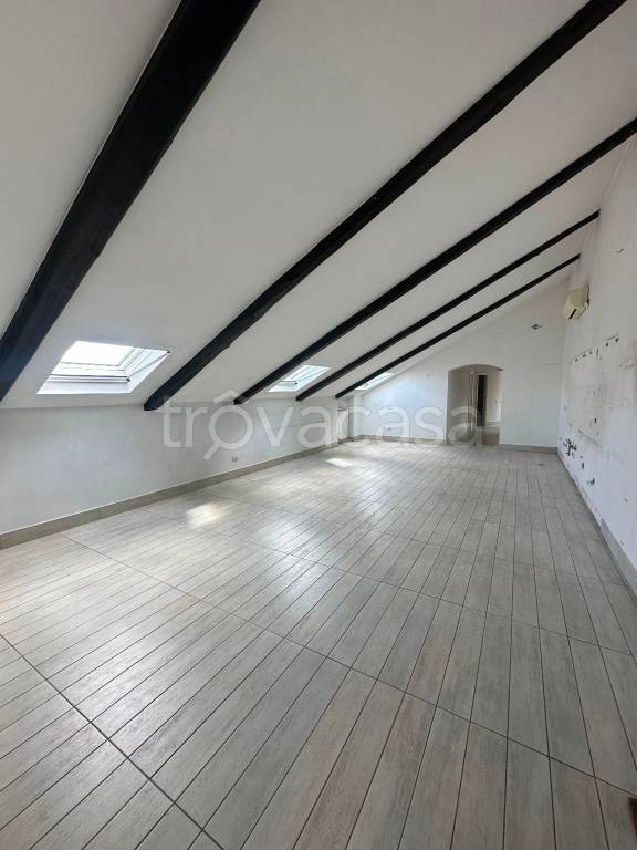 appartamento in vendita a Napoli in zona Pendino / San Giuseppe