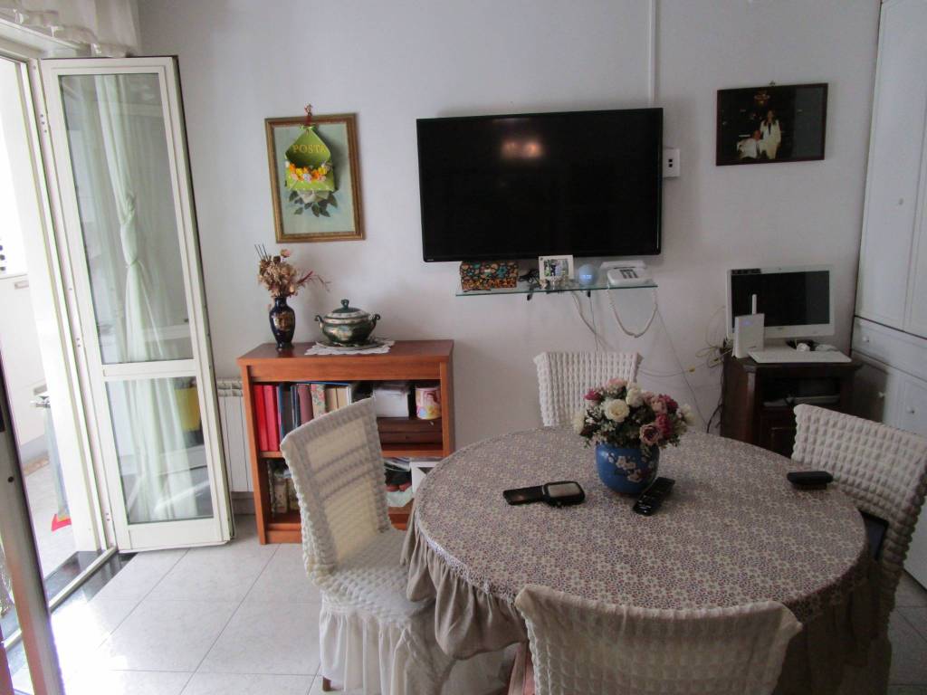 appartamento in vendita a Napoli in zona Bagnoli