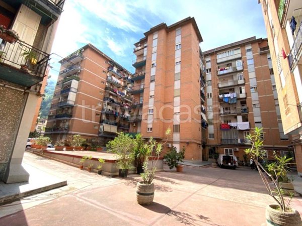 appartamento in vendita a Napoli in zona Fuorigrotta