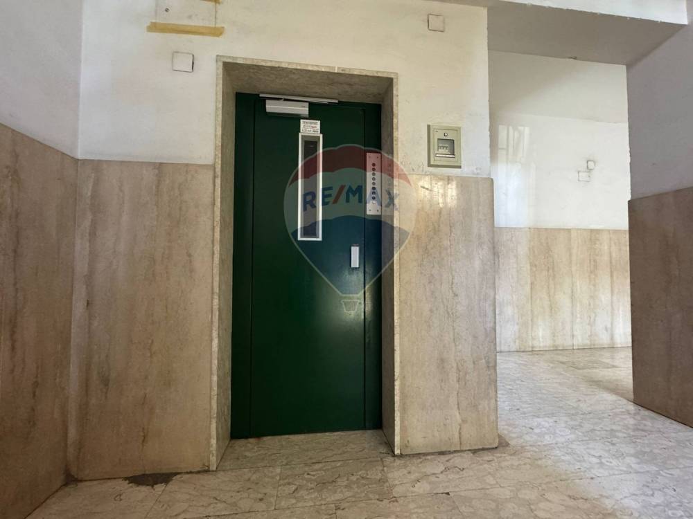 negozio in vendita a Napoli